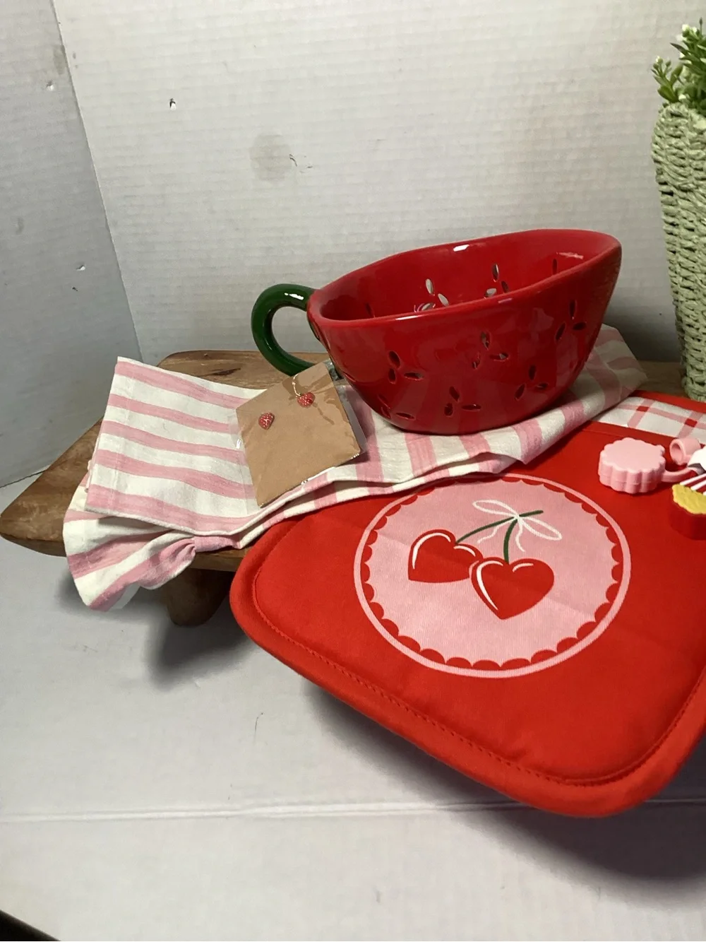 Target bright red